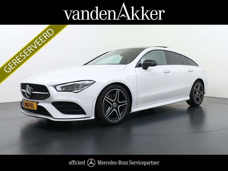 Wit Gebruikt 2021 Mercedes CLA200 Shooting Brake AMG Stationwagen | € 29.850 - Afbeelding 1/4