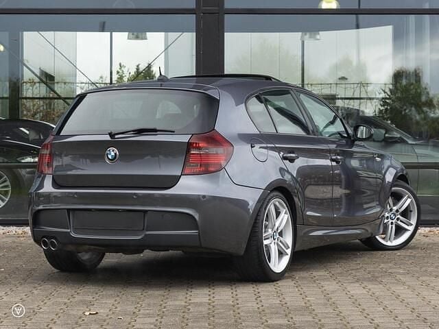 Occasion BMW 130 Executive 266 PK (195 kW) 2008 Grijs (metallic) Hatchback
