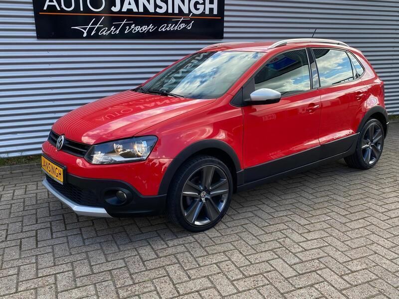 Rood Gebruikt 2010 VW Polo Cross Hatchback | € 8.500 (Duur) - Afbeelding 1/4