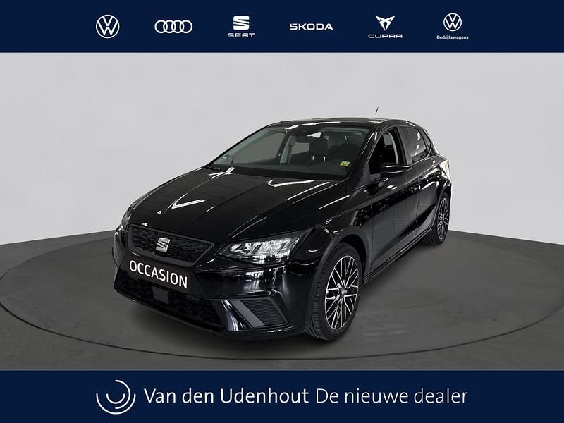 Zwart Occasion 2023 Seat Ibiza Hatchback | € 18.990 (Iets duurder) - Afbeelding 1/4