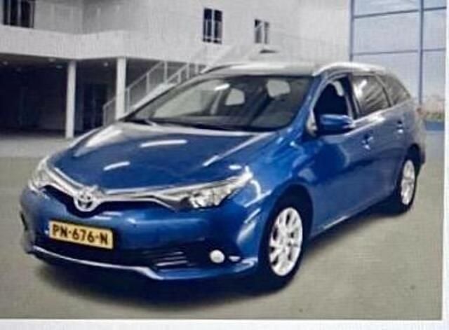 Blauw Gebruikt 2017 Toyota Auris Touring Sports Stationwagen | € 11.295 (Eerlijke prijs) - Afbeelding 1/4