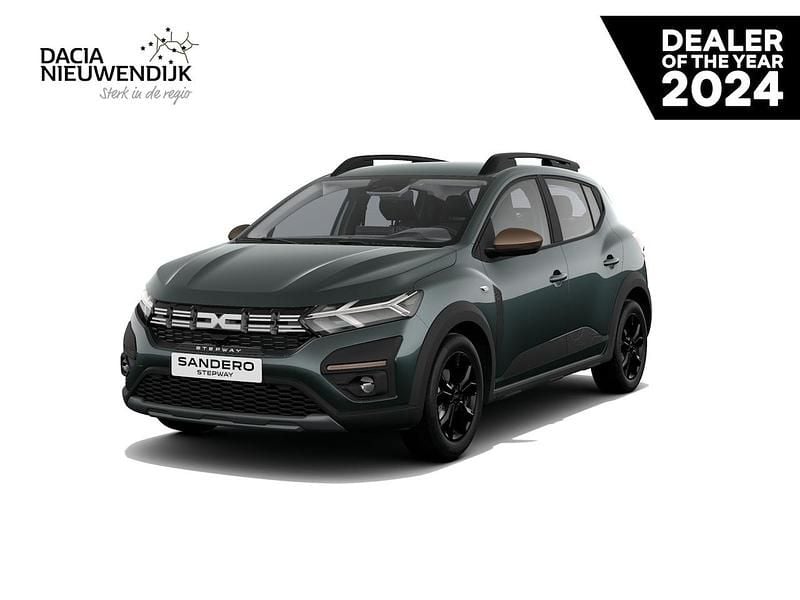 Cedar green (groen mica) Nieuw 2025 Dacia Sandero Extreme Hatchback | € 23.200 (Goede deal) - Afbeelding 1/4