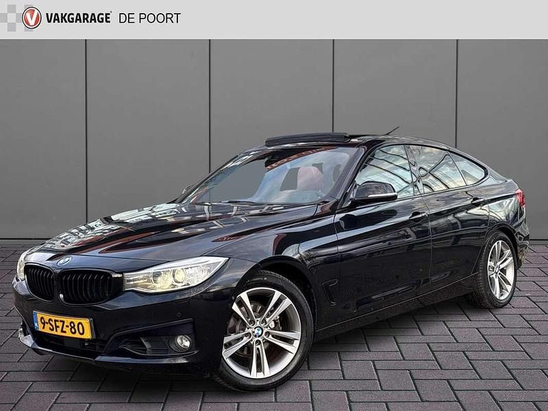 Zwart Occasion 2013 BMW 320 Gran Turismo Executive Hatchback | € 12.950 (Eerlijke prijs) - Afbeelding 1/4