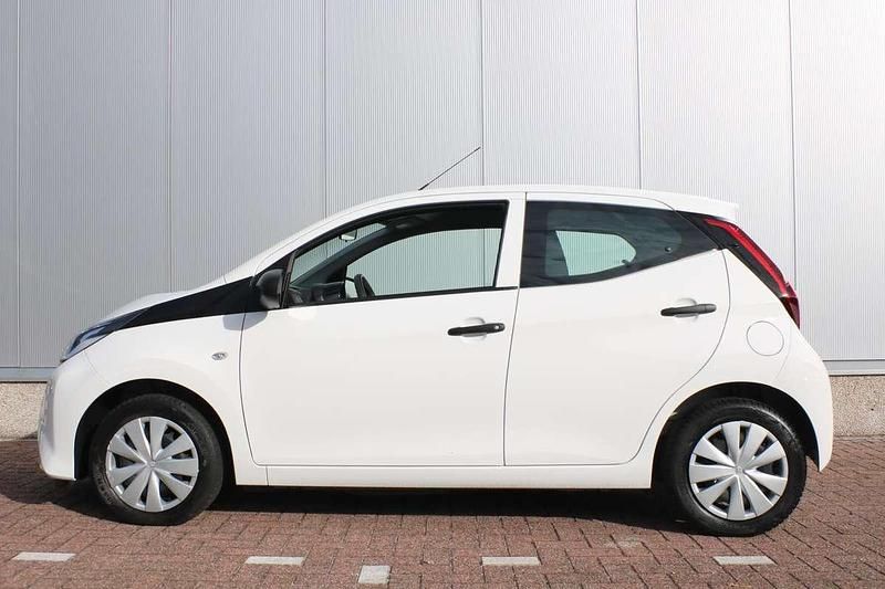 Occasion Toyota Aygo 72 PK (52 kW) 2022 Wit Hatchback