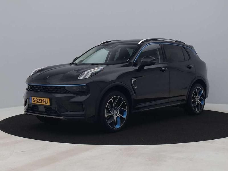 Zwart Gebruikt 2023 Lynk & Co 01 SUV | € 25.900 (Goede deal) - Afbeelding 1/3