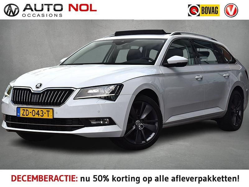 Wit Gebruikt 2019 Skoda Superb Business Line Stationwagen | € 18.950 (Eerlijke prijs) - Afbeelding 1/4