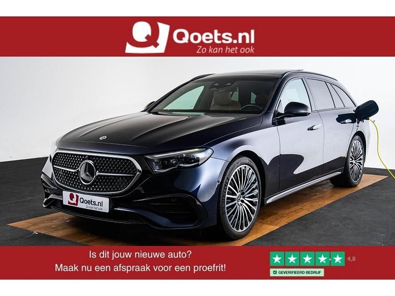 Blauw Gebruikt 2023 Mercedes E300 AMG line Sedan | € 51.950 (Iets duurder) - Afbeelding 1/4