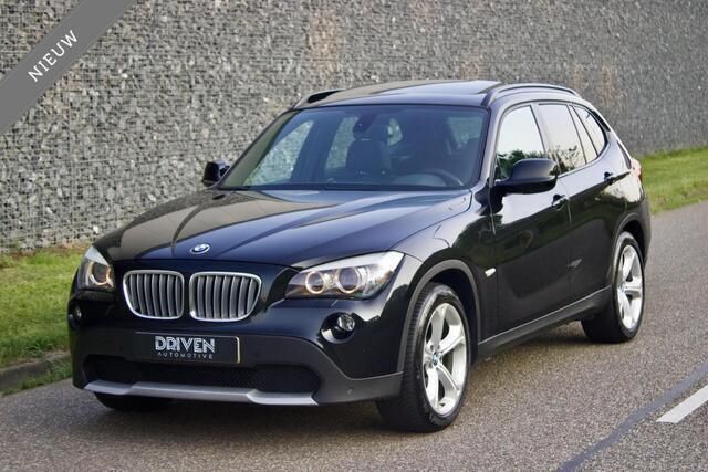 Zwart Gebruikt 2010 BMW X1 SUV | € 11.990 (Goede deal) - Afbeelding 1/4