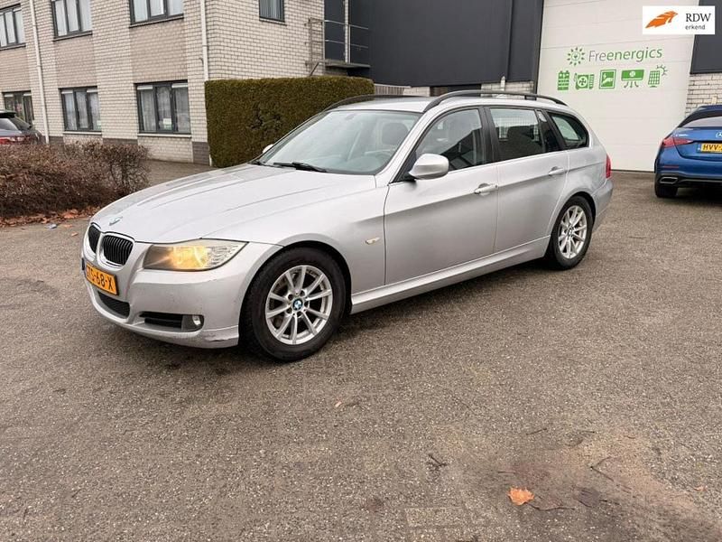 Occasion BMW 318 2009 Grijs Stationwagen