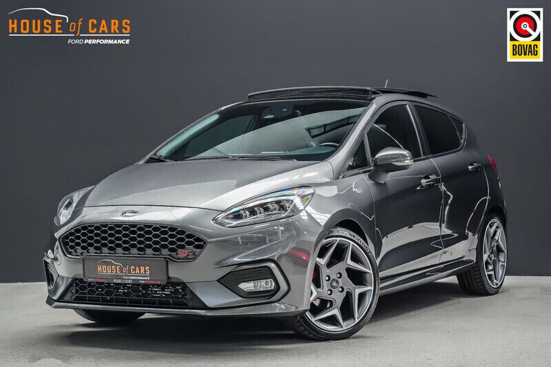 Grijs Gebruikt 2019 Ford Fiesta Hatchback | € 23.290 (Eerlijke prijs) - Afbeelding 1/4