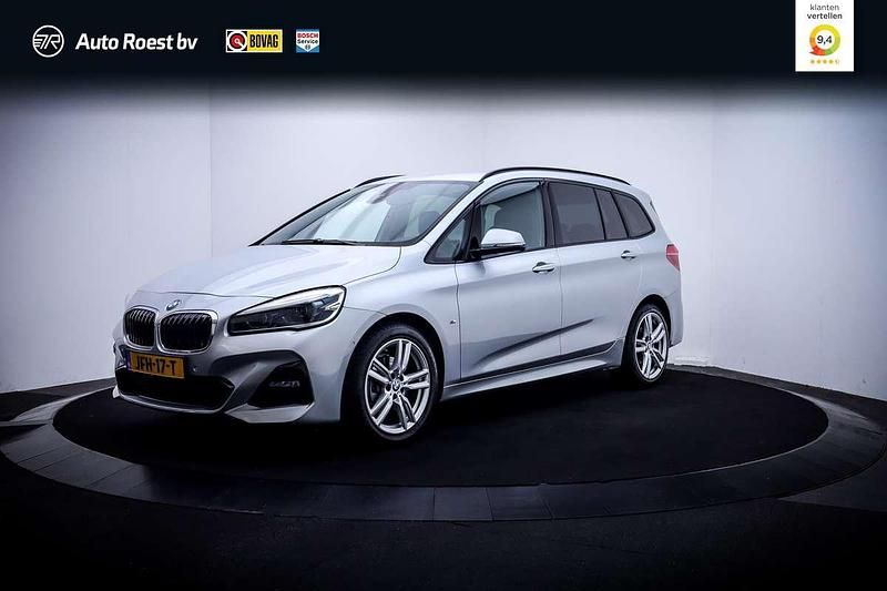 Grijs Occasion 2021 BMW 218 Gran Tourer M Sport MPV | € 24.950 (Duur) - Afbeelding 1/4