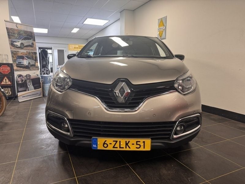 Bruin Gebruikt 2015 Renault Captur Dynamique SUV | € 7.000 (Super prijs) - Afbeelding 1/4
