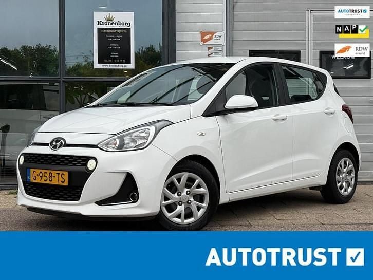 Wit Occasion 2020 Hyundai i10 Hatchback | € 8.999 (Goede deal) - Afbeelding 1/4
