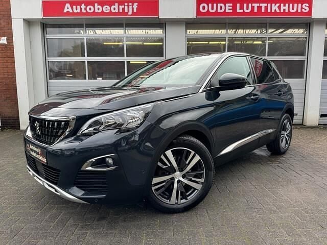 Grijs Gebruikt 2017 Peugeot 3008 Allure MPV | € 15.445 (Eerlijke prijs) - Afbeelding 1/4