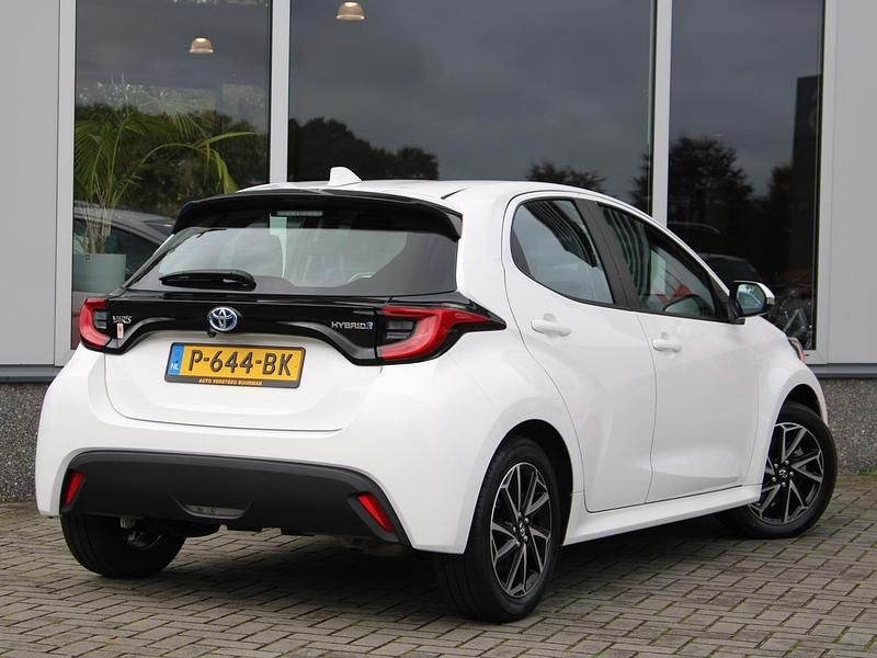 Occasion Toyota Yaris Hybrid 2022 Wit Hatchback