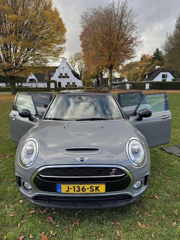 Grijs Gebruikt 2017 Mini Cooper S Clubman Chili Stationwagen | € 19.900 (Eerlijke prijs) - Afbeelding 1/4
