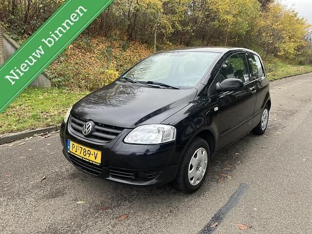 Zwart Gebruikt 2007 VW Fox Trendline Hatchback | € 950 (Goede deal) - Afbeelding 1/4