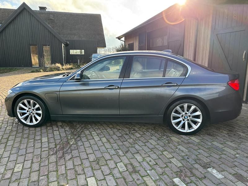 Occasion BMW 330 184 PK (135 kW) 2016 Grijs Sedan