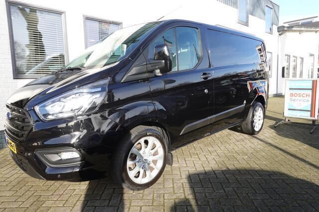 Zwart Gebruikt 2022 Ford Transit Custom Trend Van | € 17.950 (Goede deal) - Afbeelding 1/4