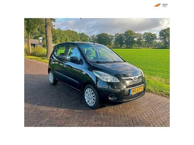 Zwart Gebruikt 2009 Hyundai i10 Pure Hatchback | € 1.769 (Eerlijke prijs) - Afbeelding 1/4