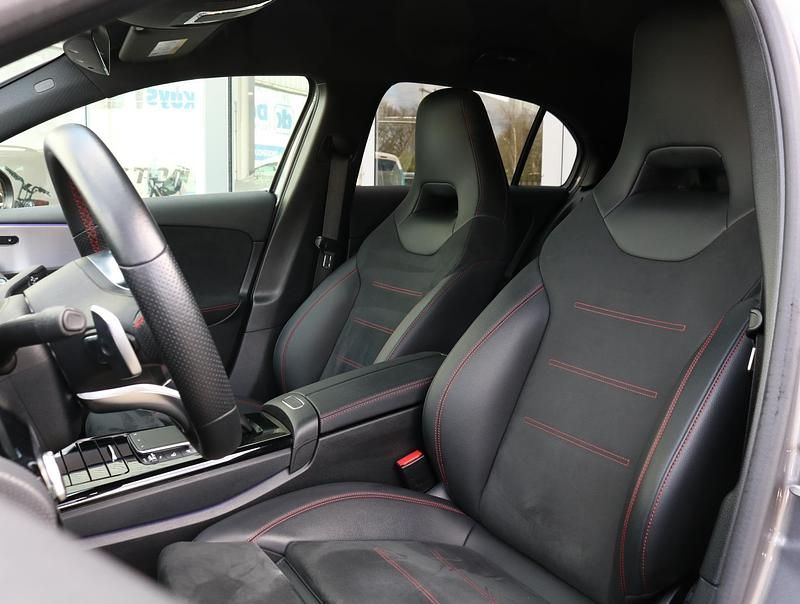 Occasion Mercedes A250 Business 160 PK (117 kW) 2021 Grijs Hatchback