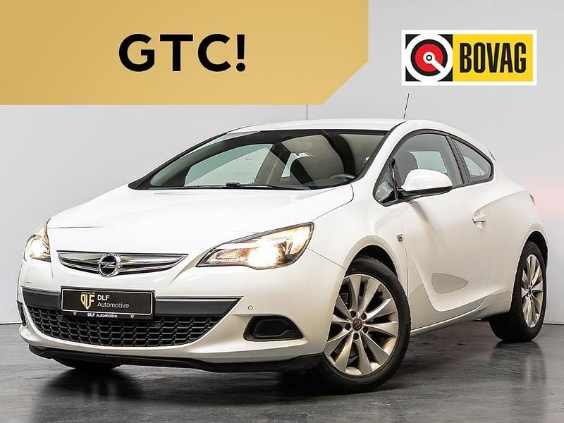 Occasion Opel Astra Design Edition 120 PK (88 kW) 2014 Wit Hatchback
