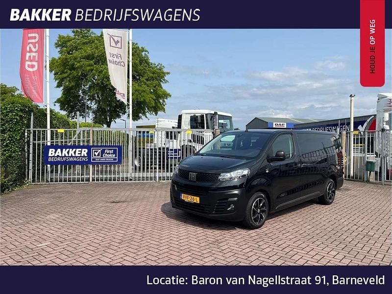 Zwart Gebruikt 2023 Fiat Scudo Business Van | € 24.900 - Afbeelding 1/4