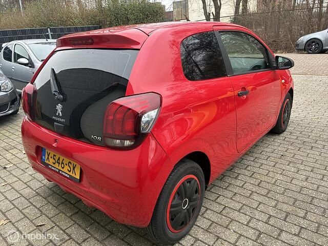 Occasion Peugeot 108 Active 69 PK (50 kW) 2014 Rood Hatchback