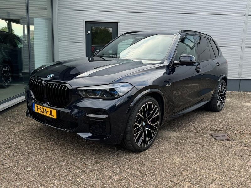 Zwart Gebruikt 2022 BMW X5 SUV | € 69.950 (Goede deal) - Afbeelding 1/4