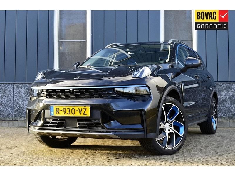 Zwart Gebruikt 2022 Lynk & Co 01 SUV | € 25.950 (Eerlijke prijs) - Afbeelding 1/4
