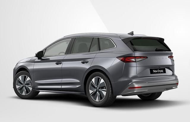 Nieuw Skoda Enyaq iV Business Line 210 kW (286 PK) 2025 Grijs SUV