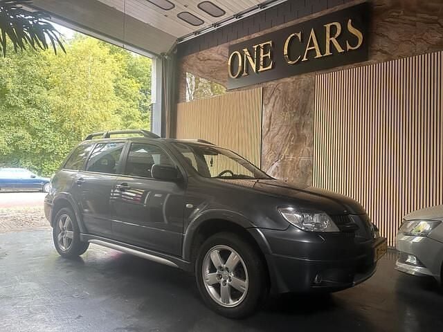 Grijs Gebruikt 2007 Mitsubishi Outlander Invite SUV | € 4.299 (Super prijs) - Afbeelding 1/4