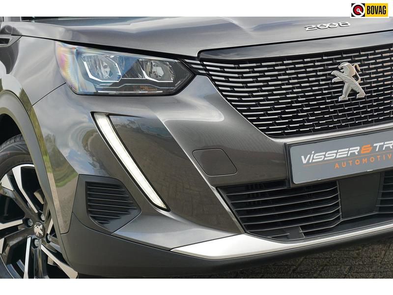 Grijs Gebruikt 2020 Peugeot 2008 Allure SUV | € 18.425 (Eerlijke prijs) - Afbeelding 1/4