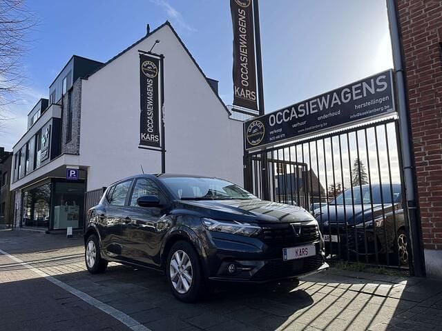 Grijs Occasion 2021 Dacia Sandero Acces Hatchback | € 11.500 (Super prijs) - Afbeelding 1/4