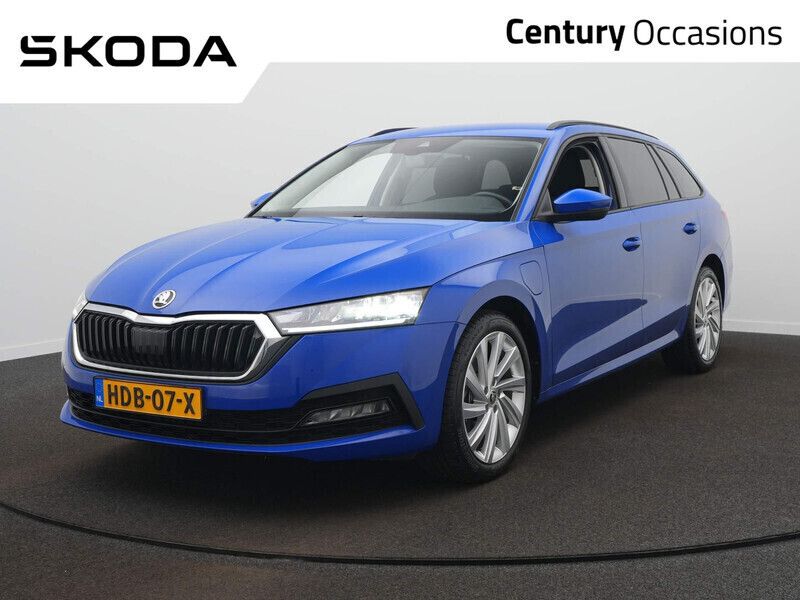 Blauw Gebruikt 2022 Skoda Octavia Business Line Stationwagen | € 24.795 (Super prijs) - Afbeelding 1/4