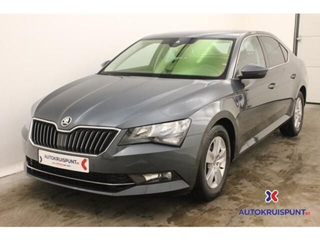 Grijs Occasion 2019 Skoda Superb Ambition Sedan | € 19.900 (Super prijs) - Afbeelding 1/4