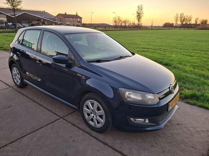 Blauw Occasion 2012 VW Polo Comfortline Hatchback | € 4.975 (Eerlijke prijs) - Afbeelding 1/4
