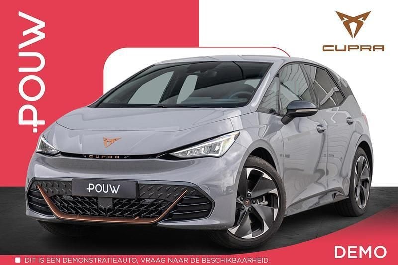 Grijs Gebruikt 2025 Cupra Born Hatchback | € 31.900 (Goede deal) - Afbeelding 1/4