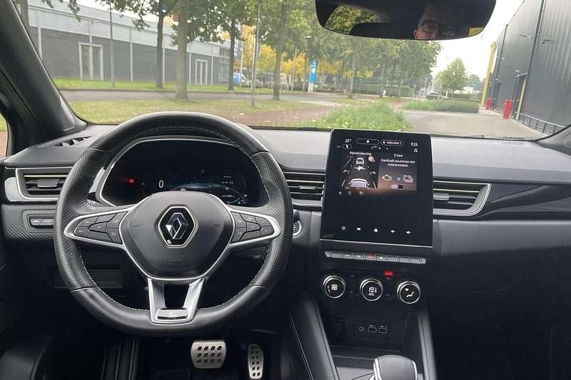 Occasion Renault Captur Engineered 143 PK (105 kW) 2024 Black (tegne) SUV