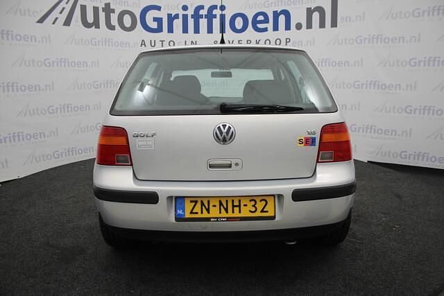 Occasion VW Golf III Trendline 101 PK (74 kW) 1999 Grijs Hatchback