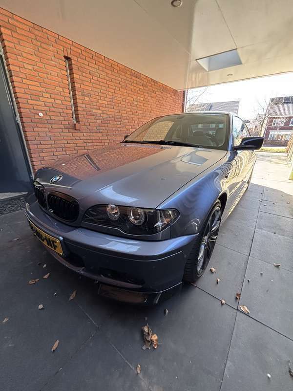 Blauw Gebruikt 2003 BMW 325 Coupé | € 6.000 (Eerlijke prijs) - Afbeelding 1/4