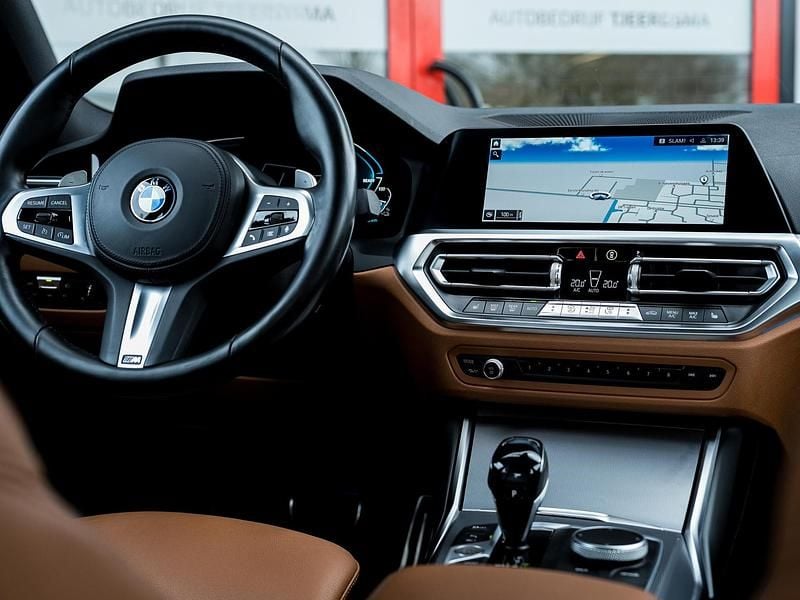 Occasion BMW 320e Basis 204 PK (150 kW) 2021 Blauw (metallic) Sedan