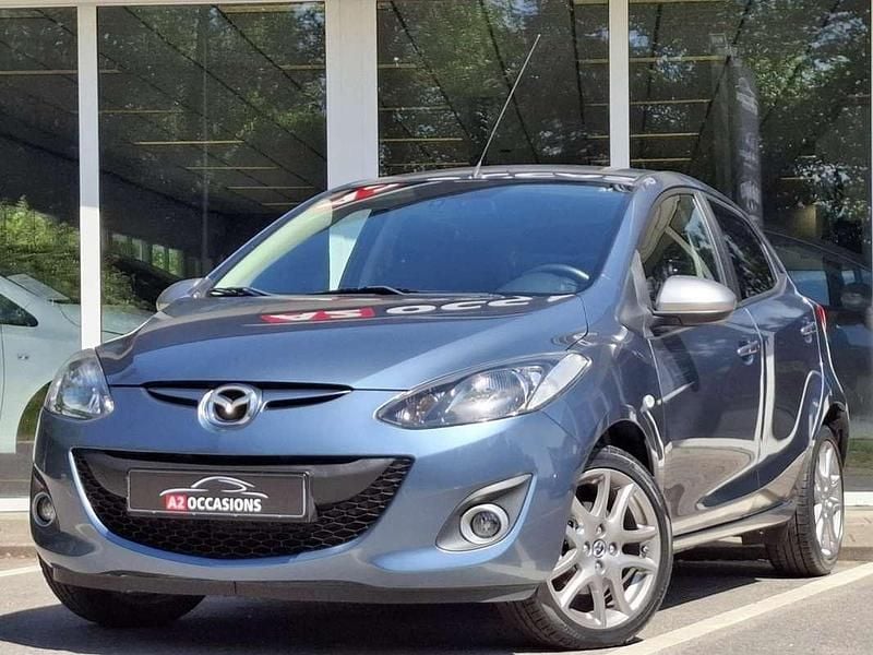Blauw, metallic lak Gebruikt 2014 Mazda 2 Hatchback | € 9.999 (Eerlijke prijs) - Afbeelding 1/4