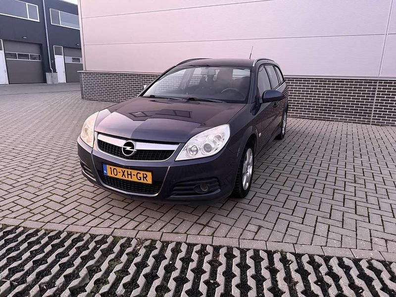 Grijs Gebruikt 2007 Opel Vectra Business Stationwagen | € 1.750 (Eerlijke prijs) - Afbeelding 1/4
