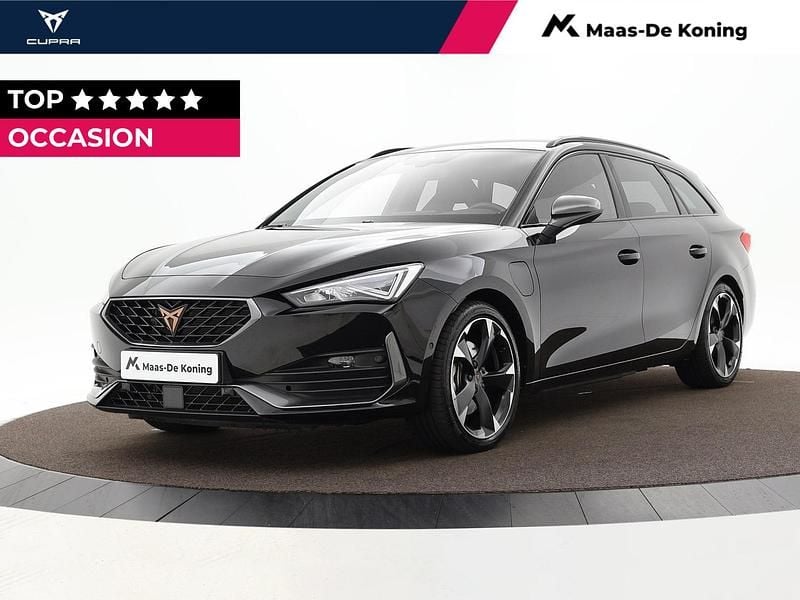 Zwart, metallic lak Gebruikt 2023 Cupra Leon Stationwagen | € 28.940 (Goede deal) - Afbeelding 1/4