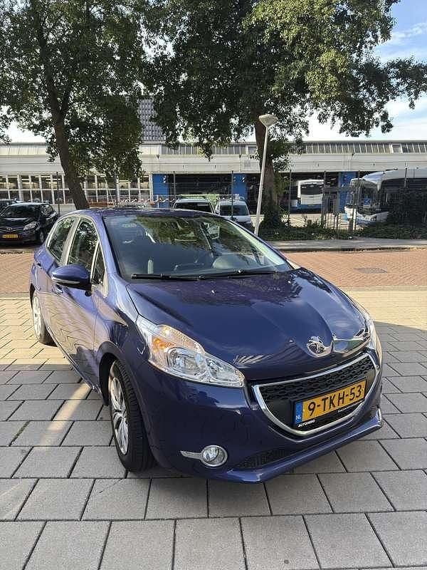 Gebruikt 2014 Peugeot 208 Active Hatchback | € 9.000 (Eerlijke prijs) - Afbeelding 1/4
