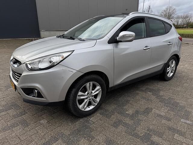 Grijs Occasion 2010 Hyundai ix35 Style SUV | € 9.300 (Eerlijke prijs) - Afbeelding 1/4
