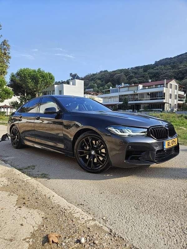 Grijs Gebruikt 2014 BMW 535 Luxury Line Sedan | € 26.450 - Afbeelding 1/4
