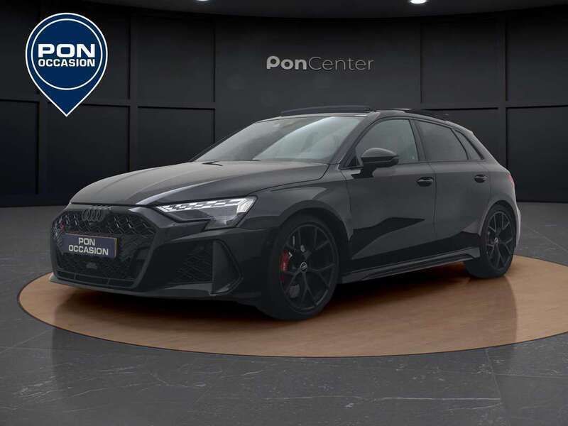 Zwart, metallic lak Gebruikt 2025 Audi RS3 Sportback S-Line Hatchback | € 99.950 - Afbeelding 1/3