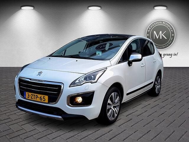 Wit (parellak) Gebruikt 2015 Peugeot 3008 Allure MPV | € 9.995 (Eerlijke prijs) - Afbeelding 1/4
